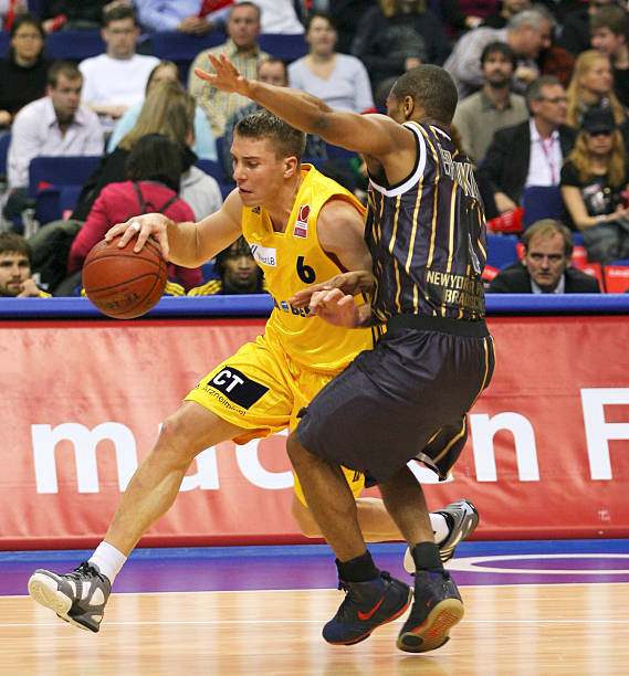 均顺利晋级 均顺利晋级